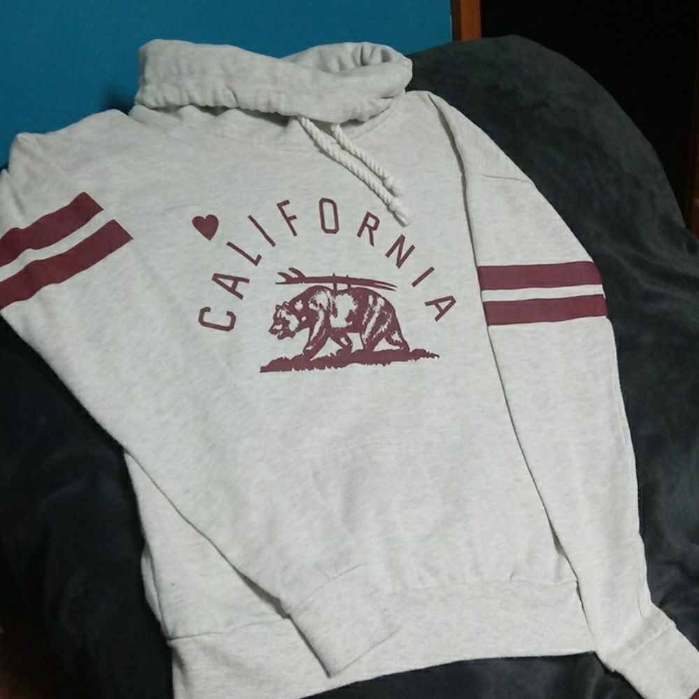 Califonia turtle neck